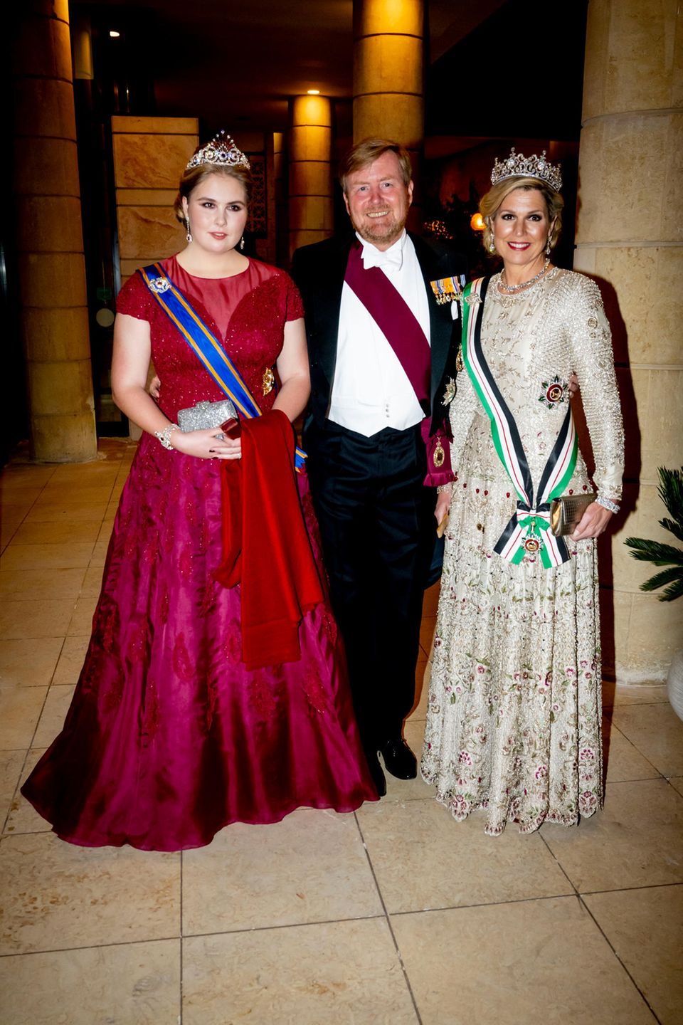 Wie eine zukünftige Königin! Prinzessin Amalia zeigt sich mit der Queen Wilhelmina’s Ruby Peacock Tiara.