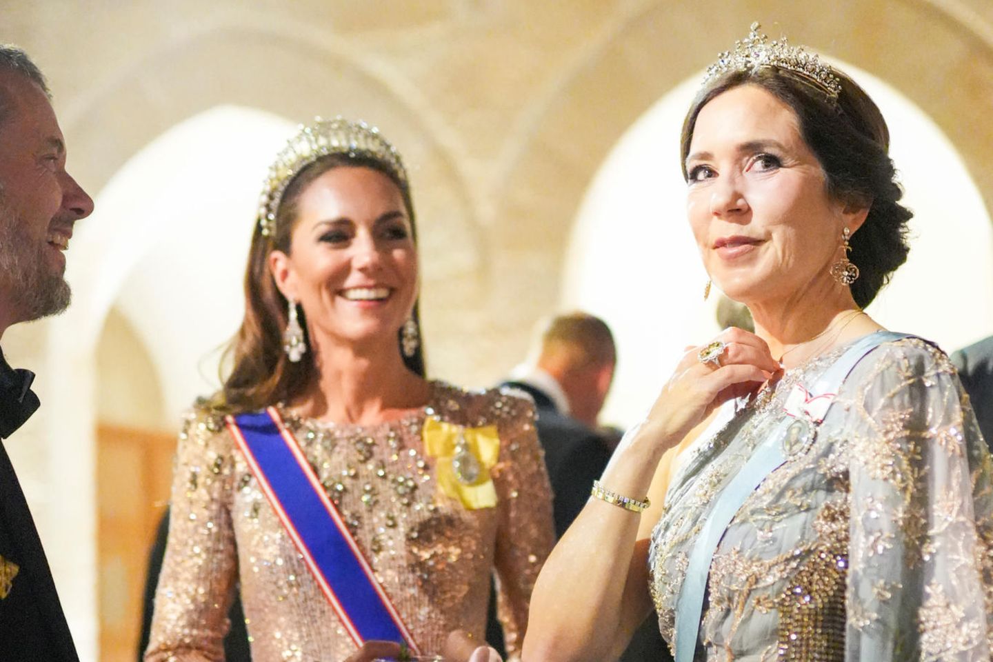 Catherine, Princess of Wales, und Kronprinzessin Mary von Dänemark beim abendlichen Empfang 