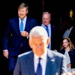 König Willem-Alexander freut sich auf einen feierlichen Tag mit seinem Cousin und dessen Familie anlässlich der Kommunion von Prinz Carlos. 