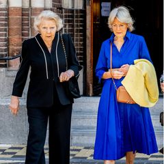 Prinzessin Beatrix ist ebenfalls angereist, um ihre Schwester zur Kommunion von Prinzessin Irenes Enkels zu begleiten. 
