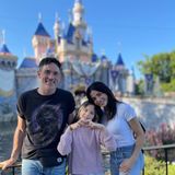 Stars im Freizeitpark: Jenna Dewan mit Tochter Everly und Freund Steve Kazee