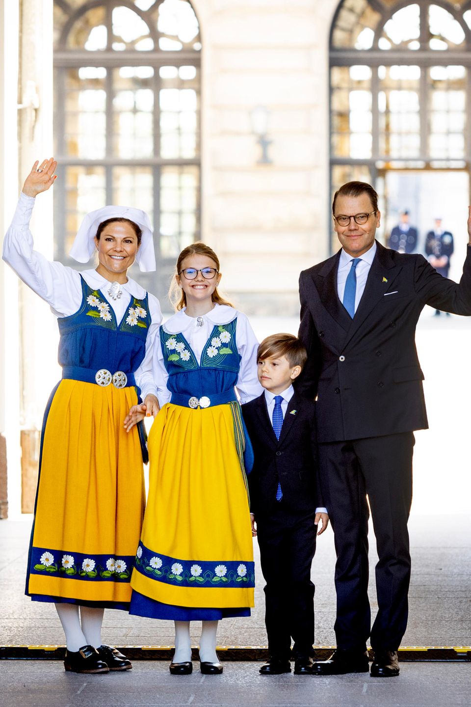 Schwedische Königsfamilie Die Bilder zum Nationalfeiertag 2023 GALA.de