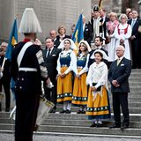 Zusammen mit dem Publikum lauscht das schwedische Königspaar und seine Familie der Musik zu Beginn des Empfangs. 