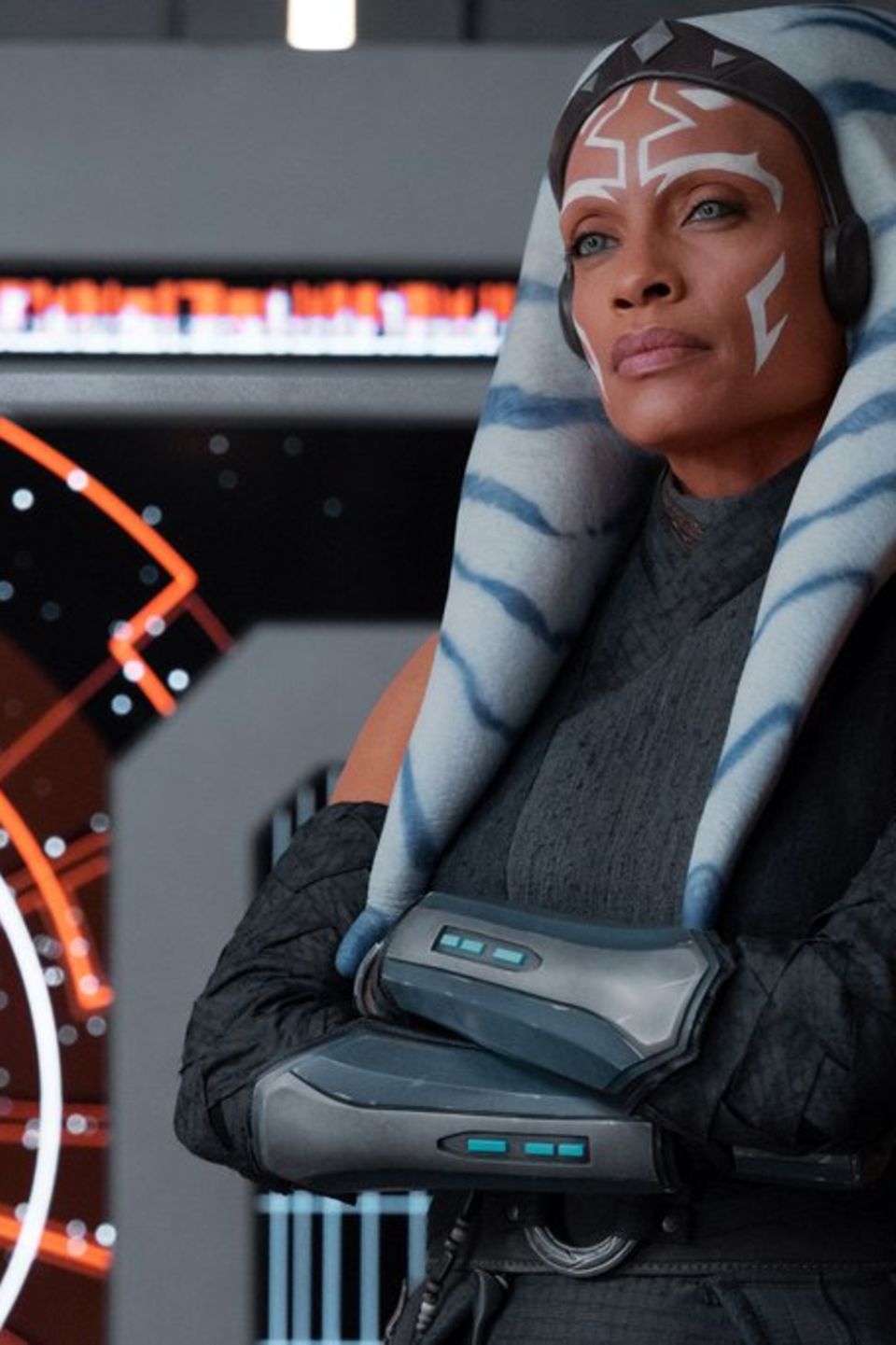 Rosario Dawson als Ahsoka Tano in der neuen Disney+-Serie "Star Wars: Ahsoka".