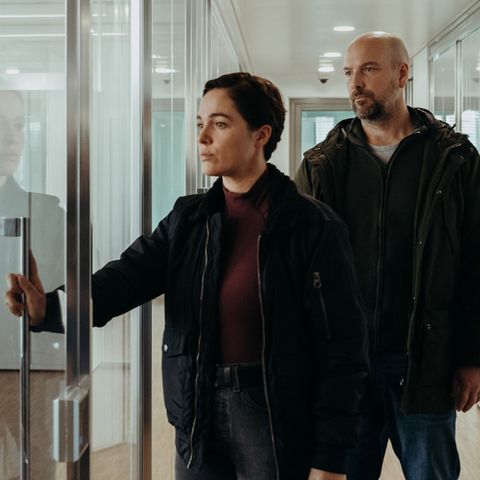 Elisabeth Eyckhoff (Verena Altenberger) und Dennis Eden (Stephan Zinner) ermitteln im "Polizeiruf 110: Paranoia" zum letzten M