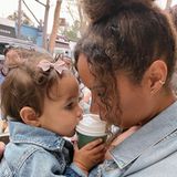 Heißgetränke: Leona Lewis mit Tochter Carmel Allegra