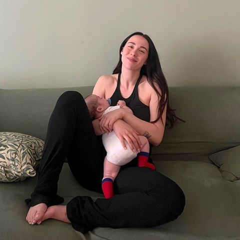 Aurora Ramazzotti: Instagram-Beitrag über Baby-Alltag entfacht hitzige Diskussion