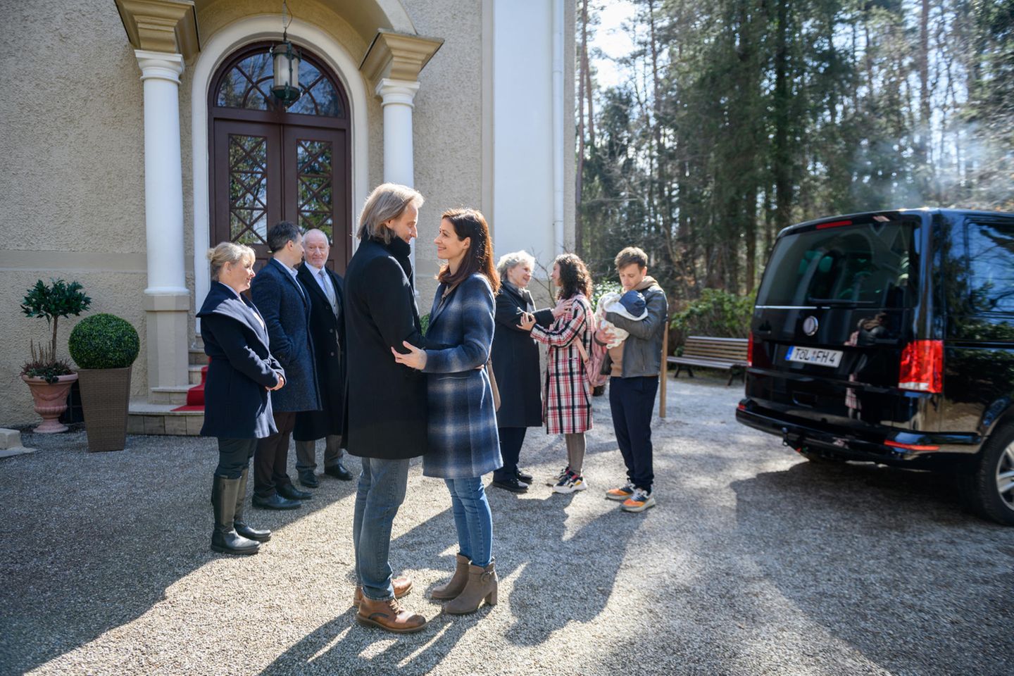 "Sturm der Liebe": Carolin und Vanessa verlassen den Fürstenhof