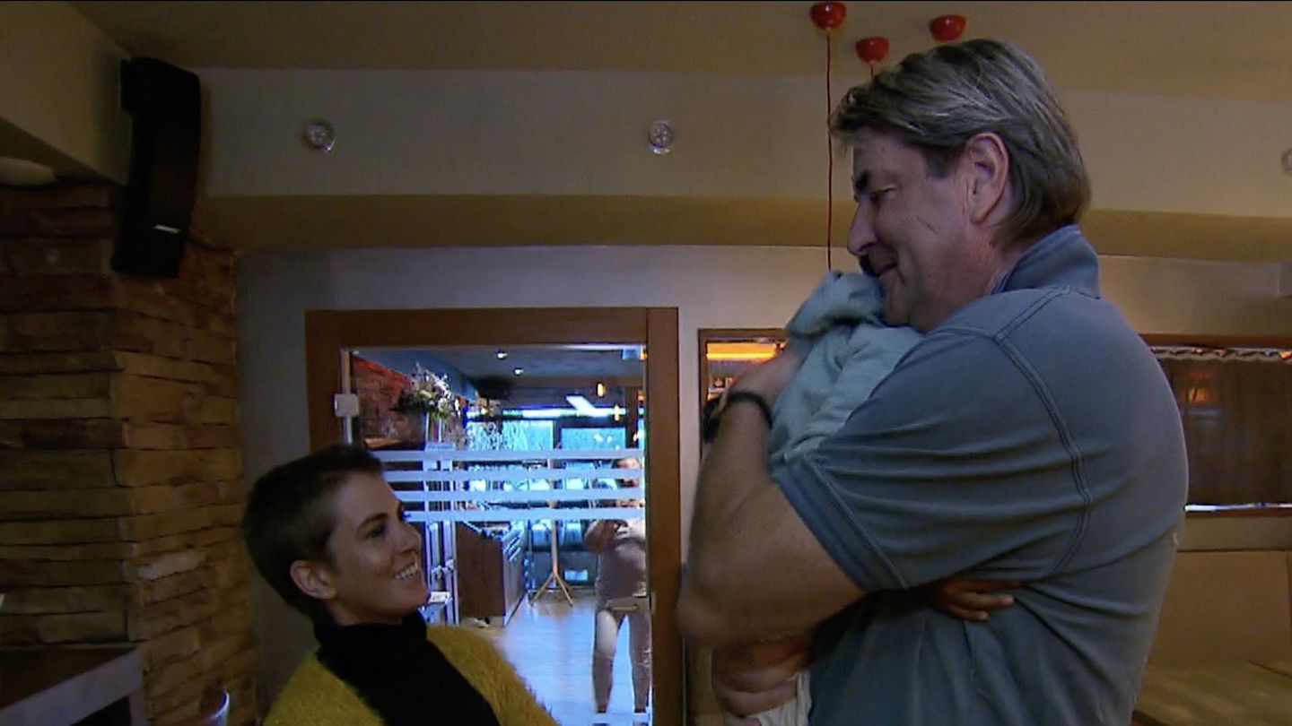 Jasmin Tawil Hier trifft ihr Sohn zum ersten Mal seinen Opa GALA.de