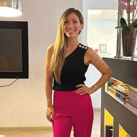 Gülcan Kamps.