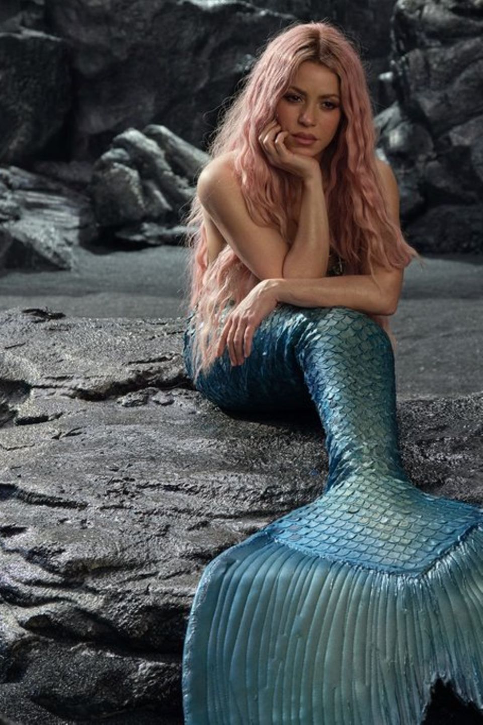 Shakira als Meerjungfrau für ihr Musikvideo zu "Copa Vacía".