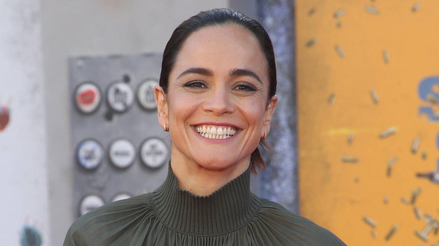 Alice Braga - Starporträt, News, Bilder | GALA.de