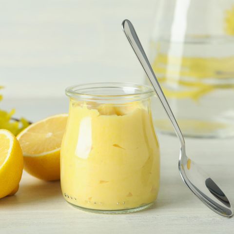 Schnelles Sommerdessert: Leichte Zitronencreme im Glas
