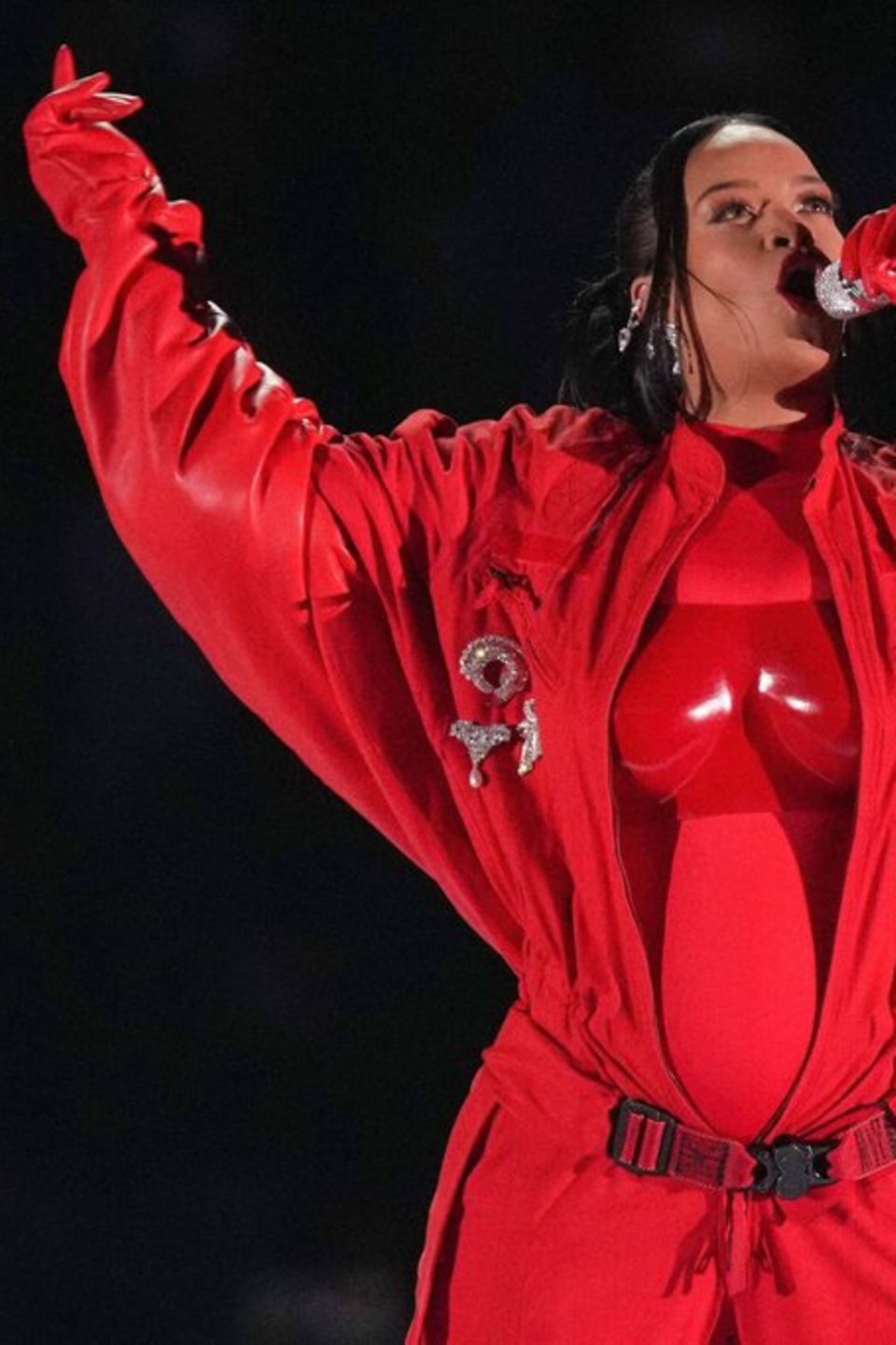 Ikonischer Auftritt beim Super Bowl: US-Sängerin Rihanna mit Babybauch.