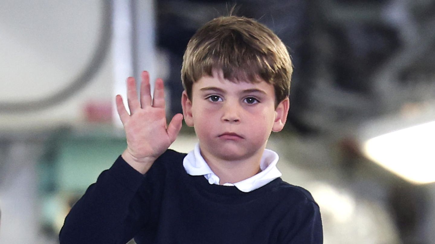 Trauriger Prinz Louis RoyalFans sind in GALA.de