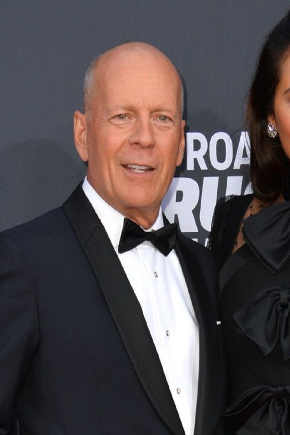 Seit 2009 ist Bruce Willis mit Emma Heming-Willis verheiratet. Das Paar hat zwei Töchter.