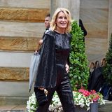 25. Juli 2023  Das Wetter in Bayreuth hat in diesem Jahr zwar nicht mitgespielt, die hochkarätigen Zuschauer hat das aber natürlich nicht davon abgehalten, die Eröffnung der Festspiele auf dem Grünen Hügel zu feiern. Hier Maria Furtwängler.   