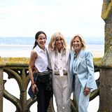 26. Juli 2023 First Lady Jill Biden wird bei ihrem ersten Staatsbesuch nach Frankreich von Ashley Biden begleitet. Die beiden Frauen verstehen sich während ihres Besuchs hervorragend mit der französischen First Lady Brigitte Macron. Zusammen besuchen sie das UNESCO Weltkulturerbe Le Mont-Saint-Michel im Nordwesten von Frankreich. 