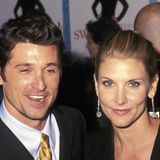 Patrick Dempsey und Jill Fink Seit 24 Jahren sind der Schauspieler und seine Frau bereits verheiratet. Hier zeigte sich das Paar im Jahr 2002 bei einer Kinopremiere gemeinsam auf dem roten Teppich. 