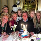 Februar 2023 Herzlichen Glückwunsch, Prinz Carlo! Zusammen mit seinen Liebsten feiert das Familienoberhaupt seinen 60. Geburtstag.