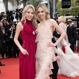 Mai 2023 In Cannes fühlen sich die royalen Schwestern wohl. In eleganten Roben strahlen Prinzessin Maria Carolina und Prinzessin Maria Chiara für die Fotografen.