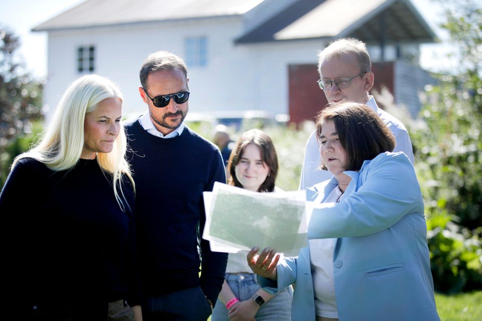 Norwegens Kronprinzenpaar: Fünf im Glück | GALA.de