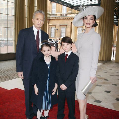 Michael Douglas und Catherine Zeta-Jones mit ihren Kindern Carys und Dylan im Jahr 2011