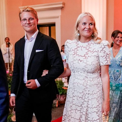 Prinzessin Mette-Marit: Sohn Marius Pfeift Auf Ihre Geburtstagsparty ...