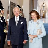 15. September 2023 Heute ist der große Tag: Die Feierlichkeiten zum 50. Thronjubiläum von König Carl Gustaf werden mit einem Gottesdienst in der Schlosskirche eingeläutet. Königin Silvia lächelt an der Seite ihres Mannes.