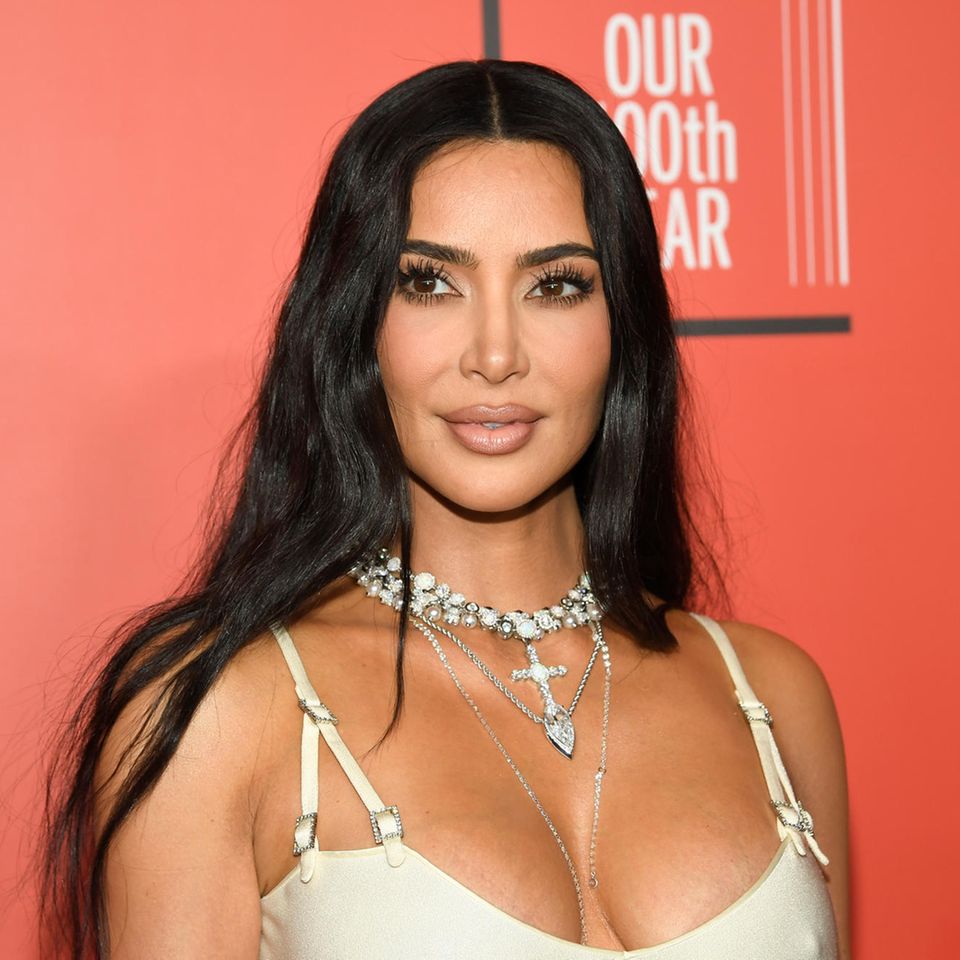 Kim Kardashian: Bei diesem Shooting ist sie kaum wiederzuerkennen