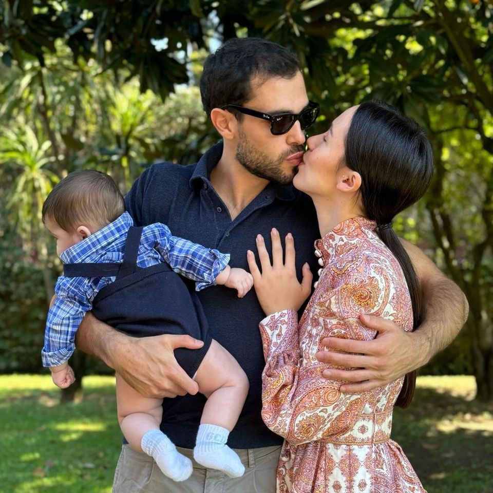 Aurora Ramazzotti mit Partner und Baby