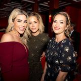Doctor Mi! (v.l.),  Lena Dingfelder und Laura Osswald feiern gemeinsam den Launch eines neuen Skincare-Produktes von Dr. Mi!. Für diesen Anlass haben sich alle drei in Schale geworfen.