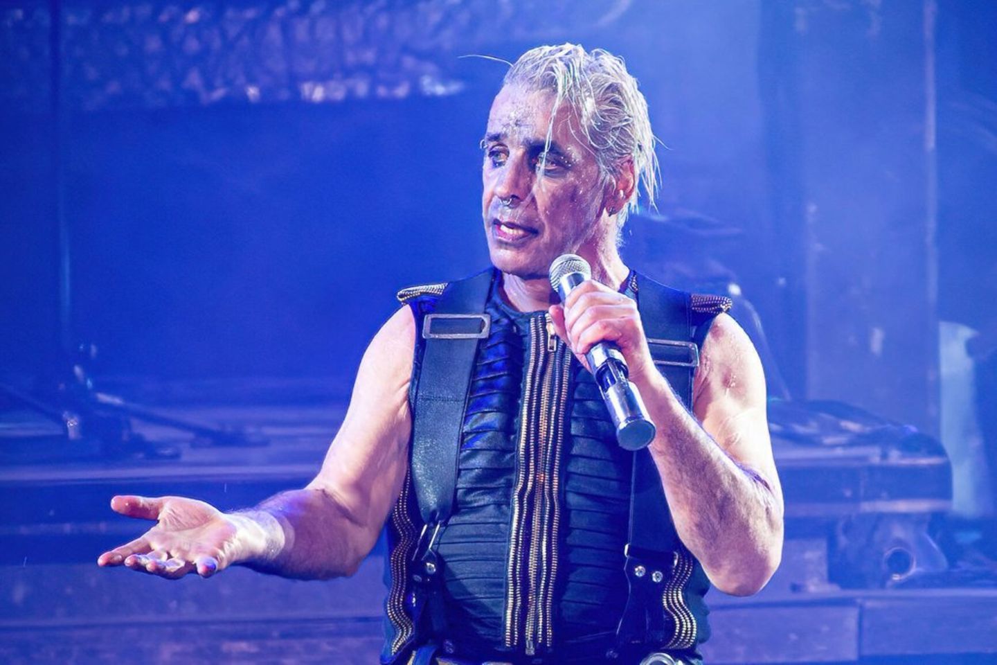 Till Lindemann bei einem seiner Einsätze als Frontmann von Rammstein.