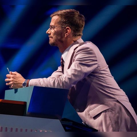 Joko Winterscheidt in seiner ProSieben-Sendung "Wer stiehlt mir die Show?".