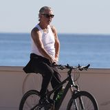 Stars auf dem Fahrrad: Pierce Brosnan