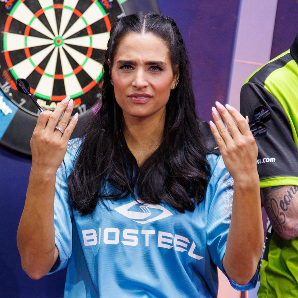Amira Pocher