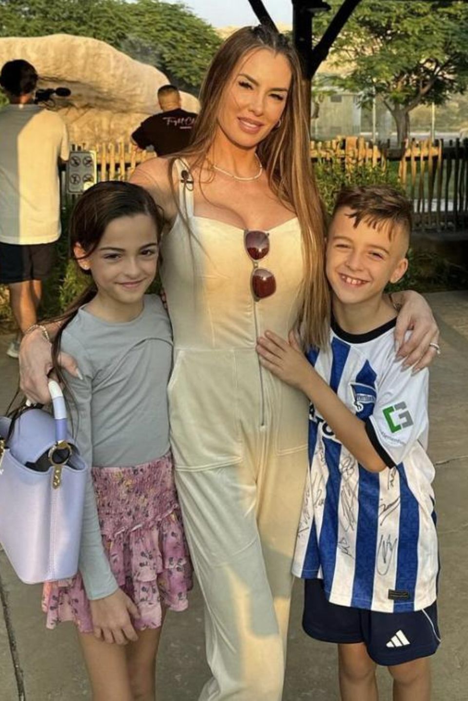 Anna Maria Ferchichi mit ihren Kindern Laila und Djibrail