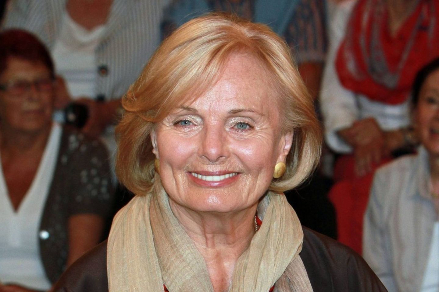 Ruth Maria Kubitschek hat sich vor zehn Jahren als Schauspielerin zurückgezogen - hier war sie 2013 bei Markus Lanz zu Gast.