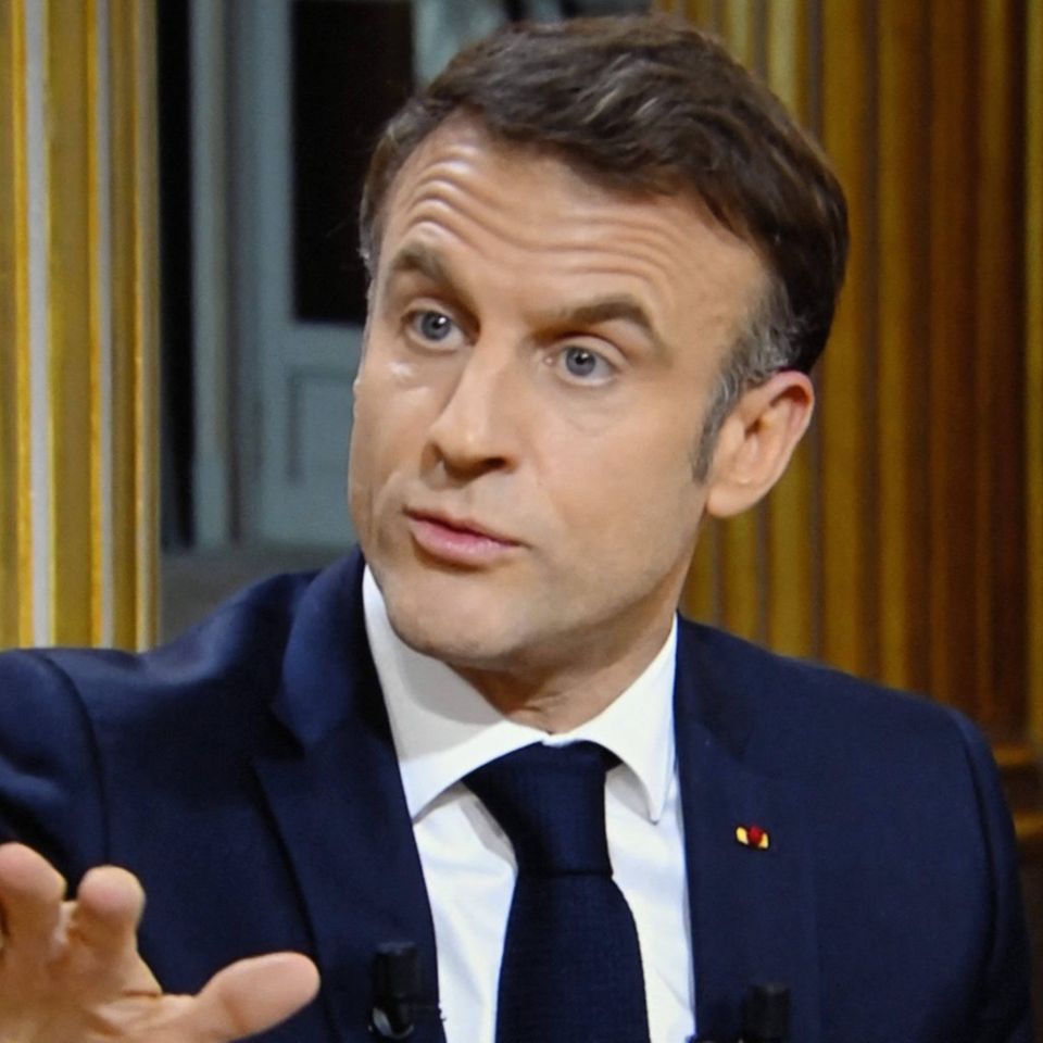 Emmanuel Macron im Interview mit dem französischen Fernsehsender France 5.