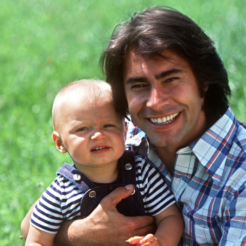Roy Black (†) mit seinem Sohn Torsten Höllerich Ende der 70er-Jahre