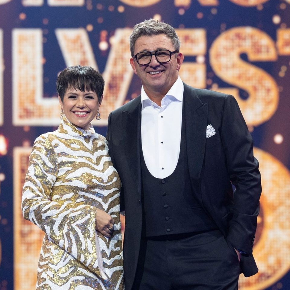 "Die große Silvester Show": Francine Jordi und Hans Sigl führen gemeinsam durch das Programm.