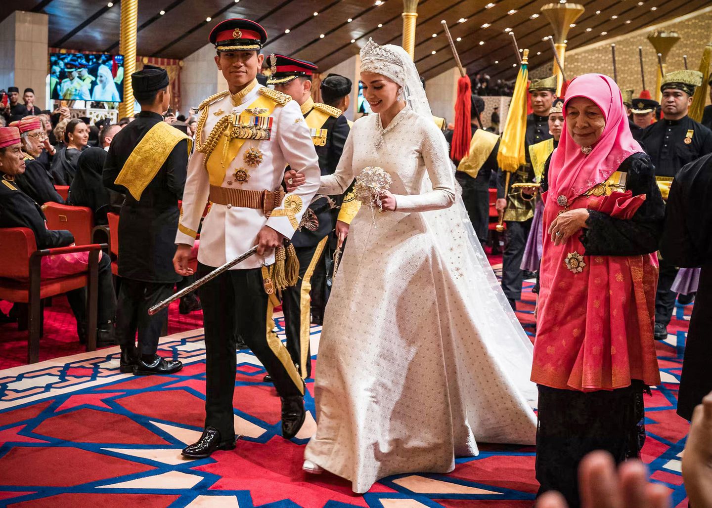 Prinz Abdul Mateen + Anisha Rosnah: Die schönsten Bilder der ...