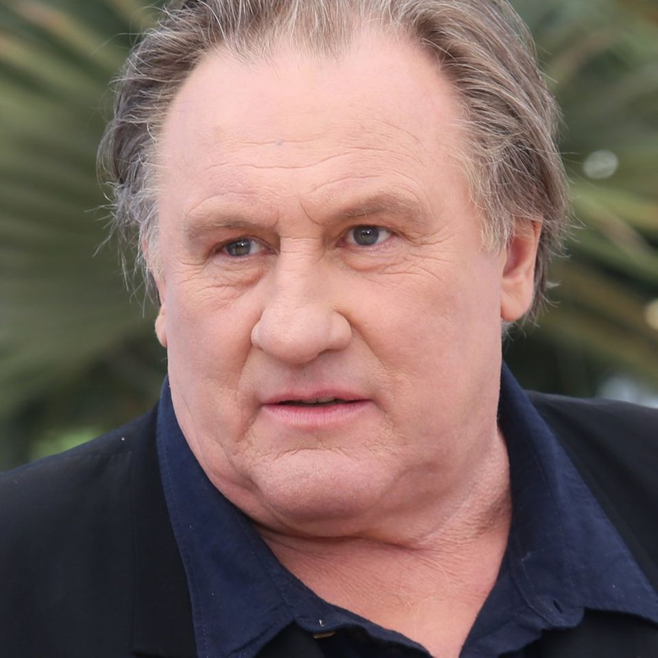 Der französischen Schauspiel-Ikone Gérard Depardieu werfen mehrere Frauen sexuelles Fehlverhalten vor.