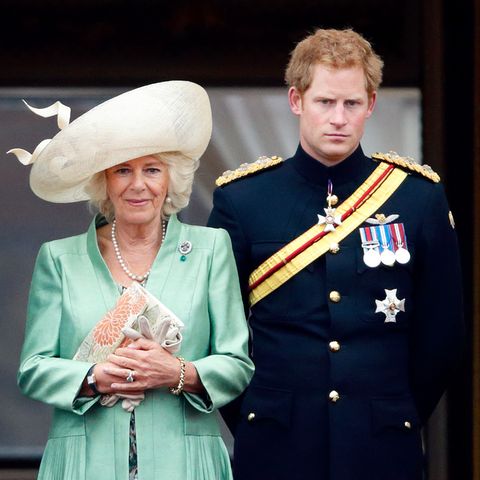 Königin Camilla und Prinz Harry