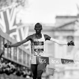 11. Februar 2024: Kelvin Kiptum (24) Der Marathon-Läufer Kelvin Kiptum stellte im Oktober noch einen Weltrekord auf, jetzt ist er im Alter von nur 24 Jahren bei einem Verkehrsunfall in seiner Heimat Kenia gestorben. Besonders tragisch: Mit dabei war auch sein Trainer Gervais Hakizimana, der ebenfalls an seinen schweren Verletzungen erlag.