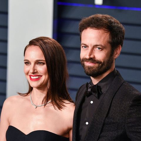 Oscarpreisträgerin Natalie Portman mit Ehemann Benjamin Millepied auf der "Vanity Fair"-Oscar-Party 2019.