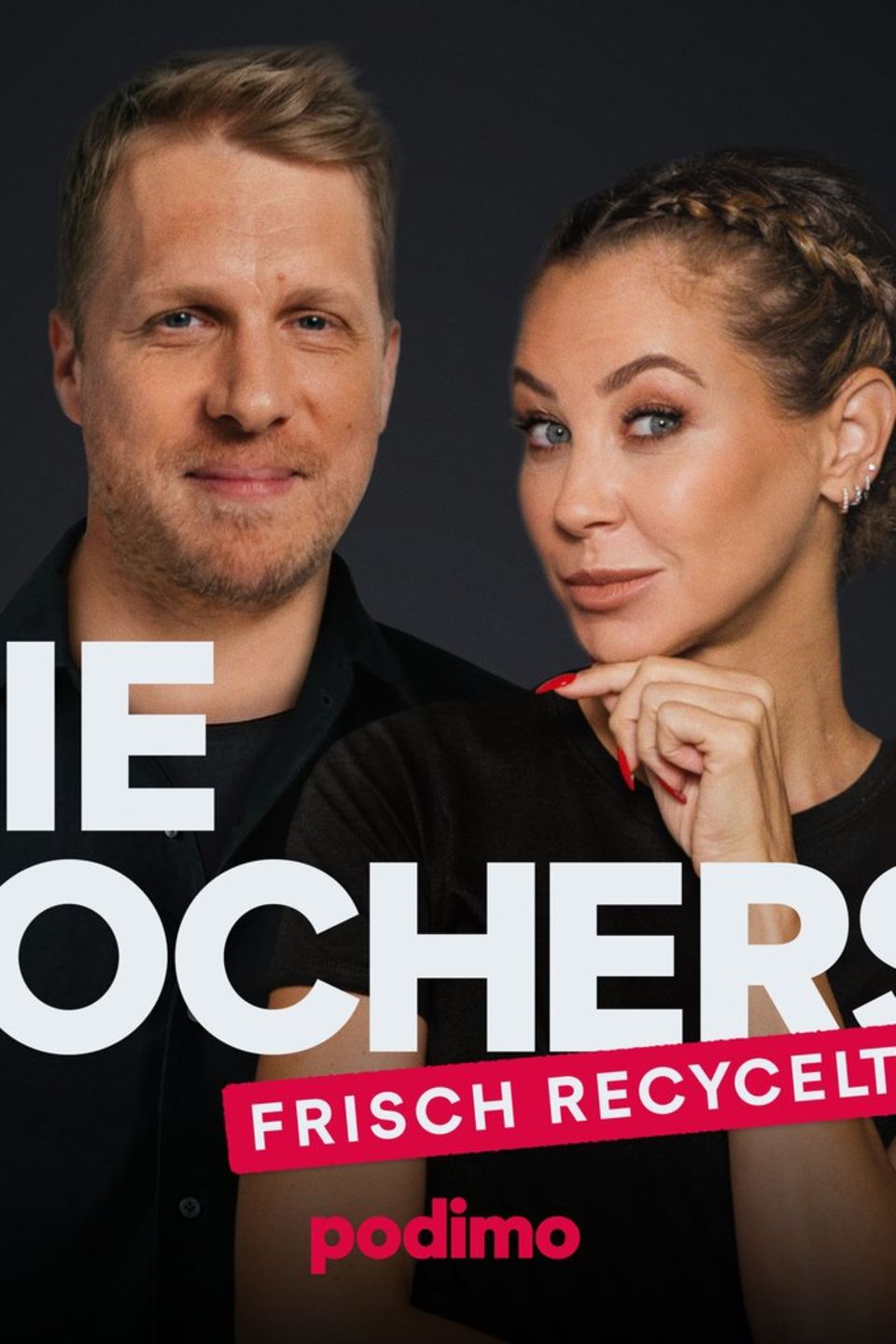 Oliver Pocher und Alessandra Meyer-Wölden werden auch in den kommenden zwei Jahren gemeinsam in ihrem Podcast "Die Pochers! Fr