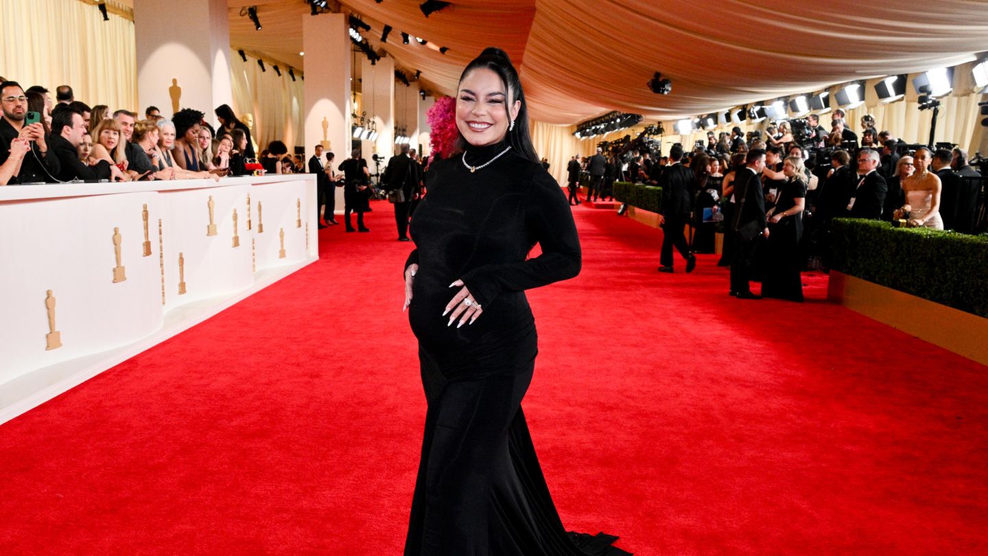 Oscars 2024 Vanessa Hudgens für BabybauchÜberraschung auf Red