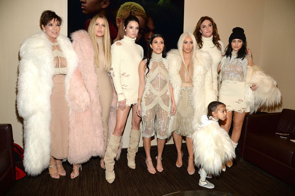 Der Kardashian-Jenner-Clan Backstage bei der Vorführung der dritten "YEEZY"-Kollektion