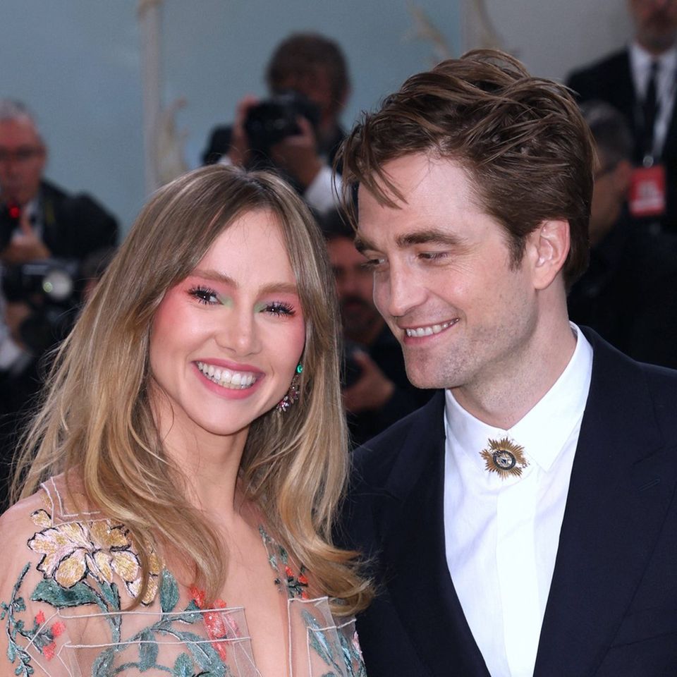 Suki Waterhouse und "Twilight"-Star Robert Pattinson sind zum ersten Mal Eltern geworden.